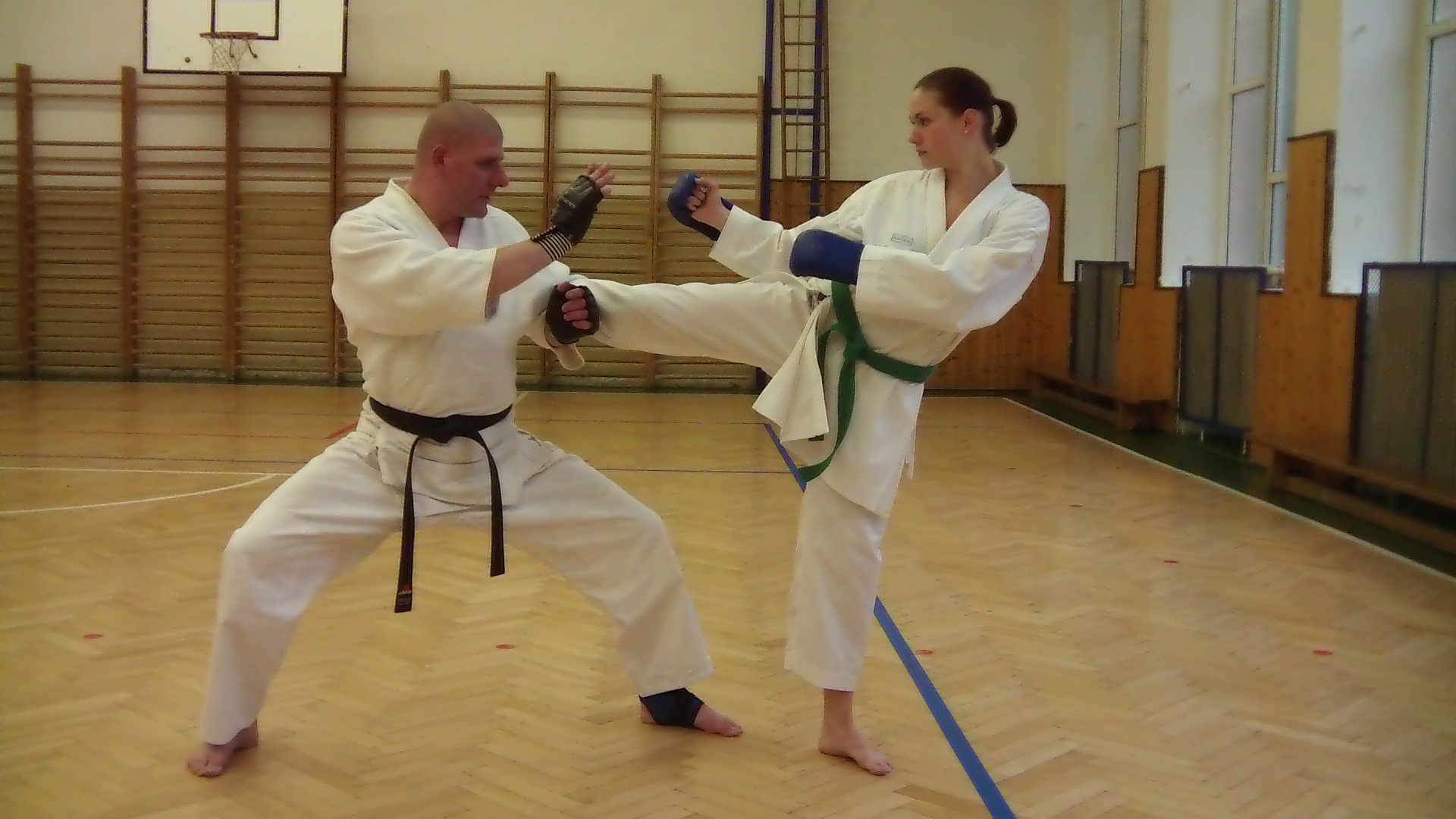 karate s dívkou 039