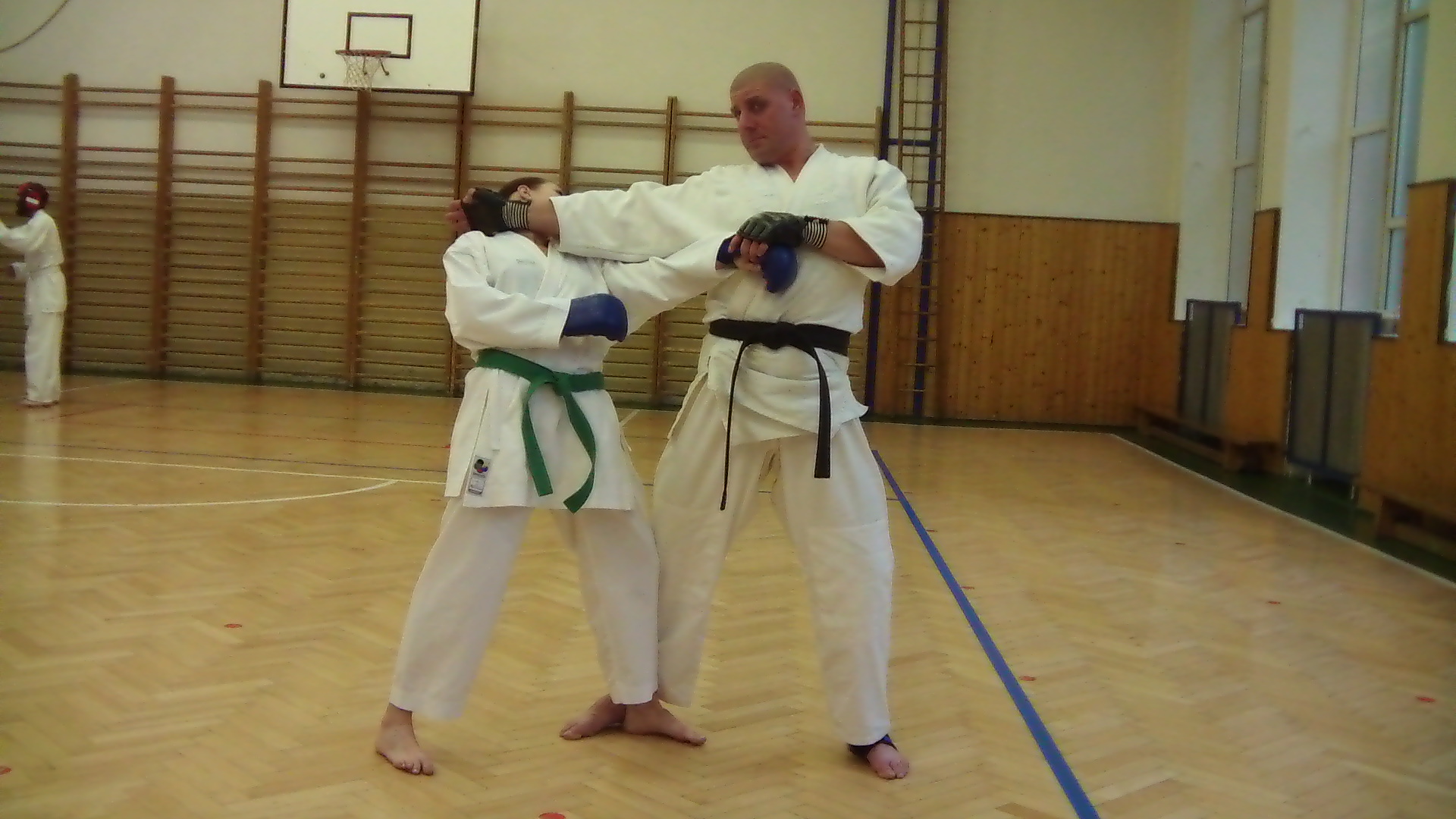 karate s dívkou 048